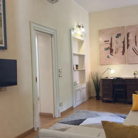 Residenza San Leonardo 2 Bedrooms Private Parking Vérone