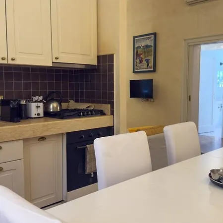 Appartement Residenza San Leonardo 2 Bedrooms Private Parking